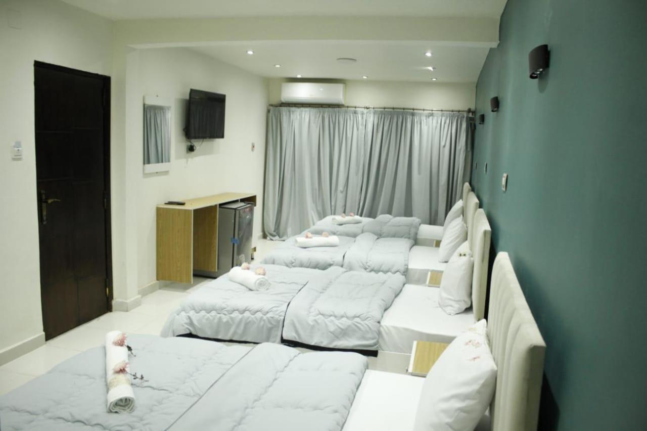 Metropolitano Hotel Кайро Екстериор снимка